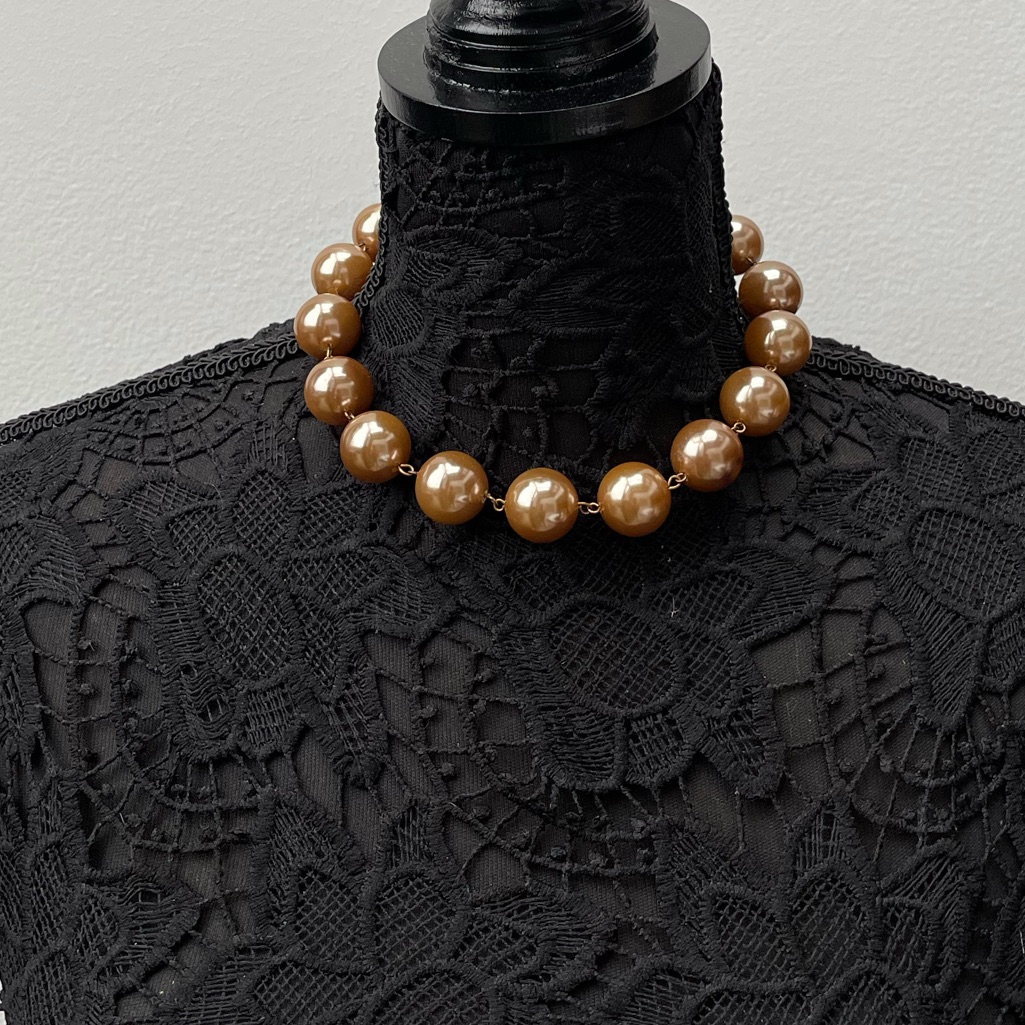 Laila Rowe Gold Copper Color Beads Chocker Necklace 10$